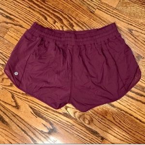Lulu lemon sz 10 plum shorts